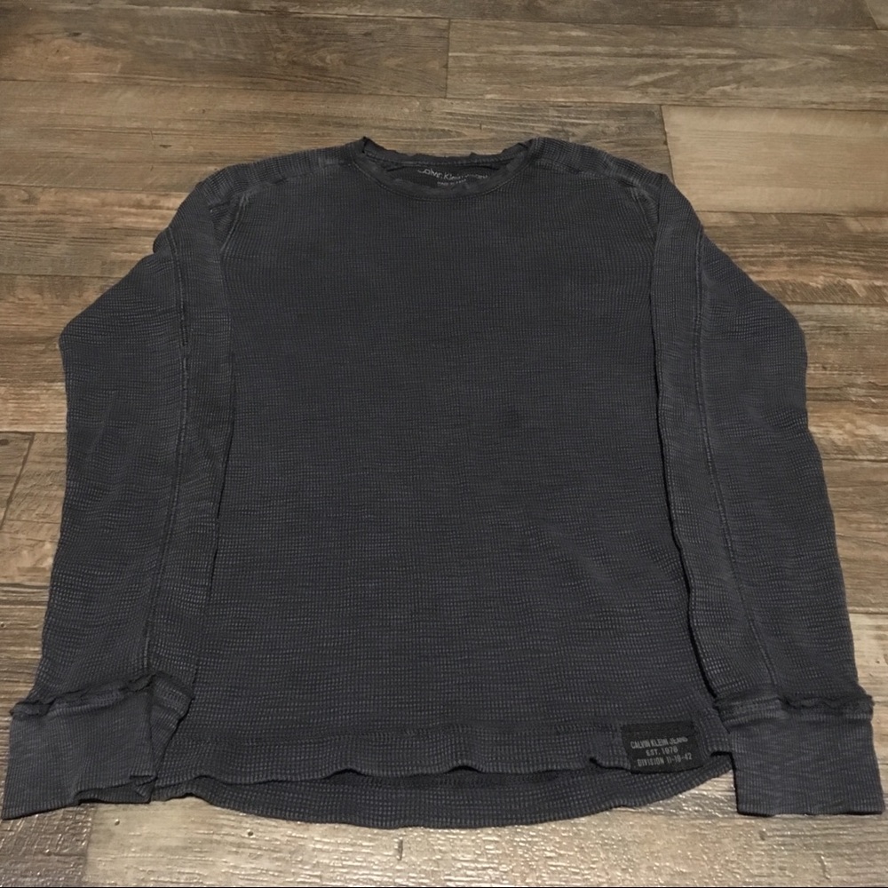 CALVIN KLEIN DISTRESSED LONG SLEEVE